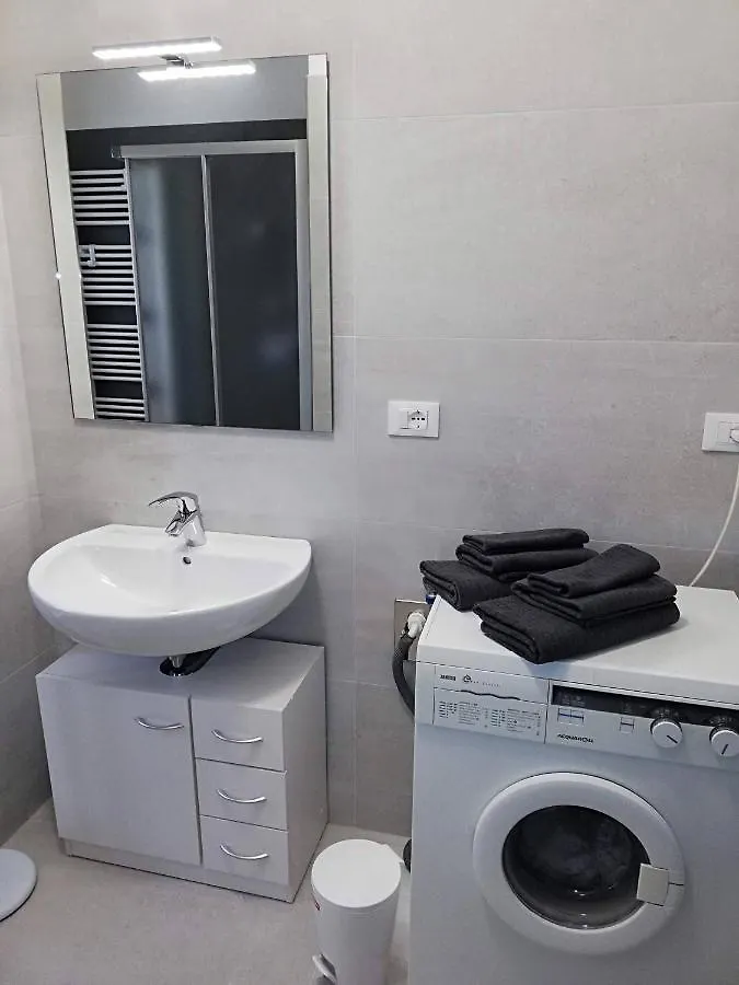 Appartamento Casa Maria la finestra sul Garda Limone sul Garda 0*,  Italia