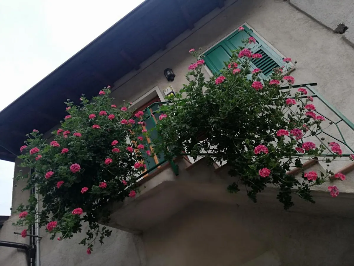 Appartamento Casa Maria la finestra sul Garda Limone sul Garda 0*,  Italia